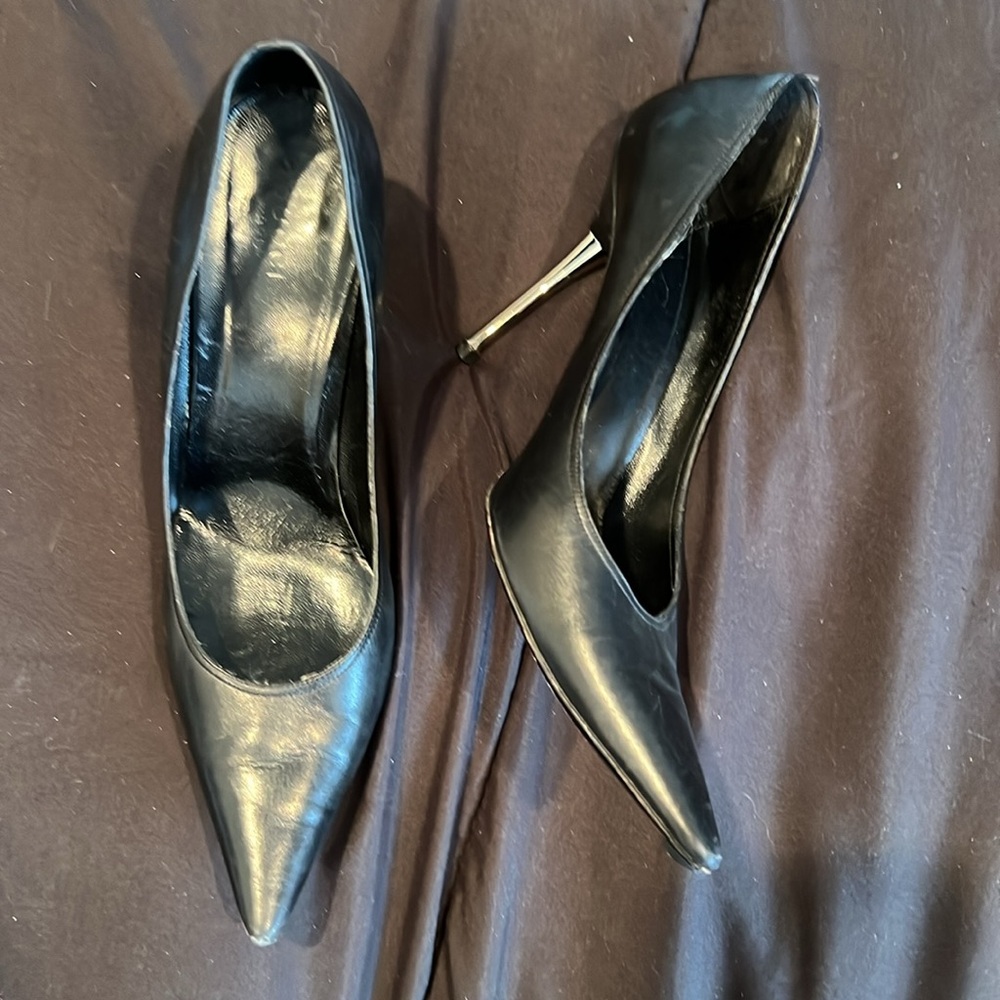 Gucci 👠 - Picture 2 of 8